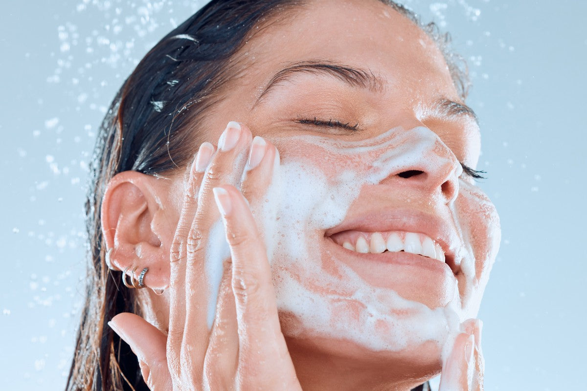 Seasonal Retail Focus: Summer Skincare Solutions for Your Customers
